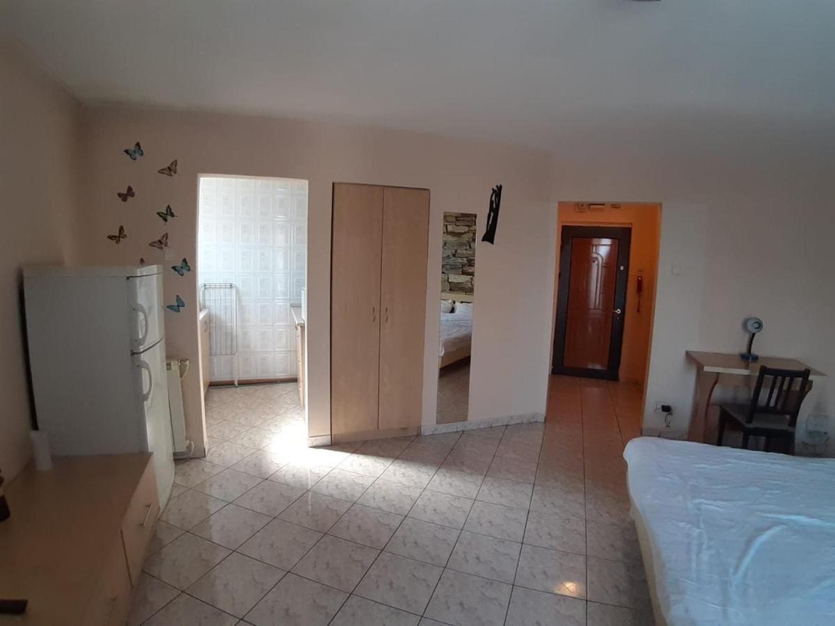Old Town New Spacious Apartment Bucarest Esterno foto