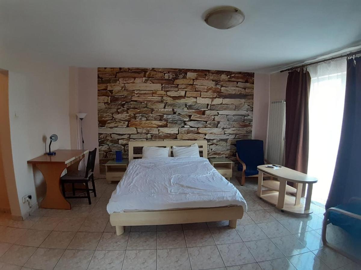 Old Town New Spacious Apartment Bucarest Esterno foto
